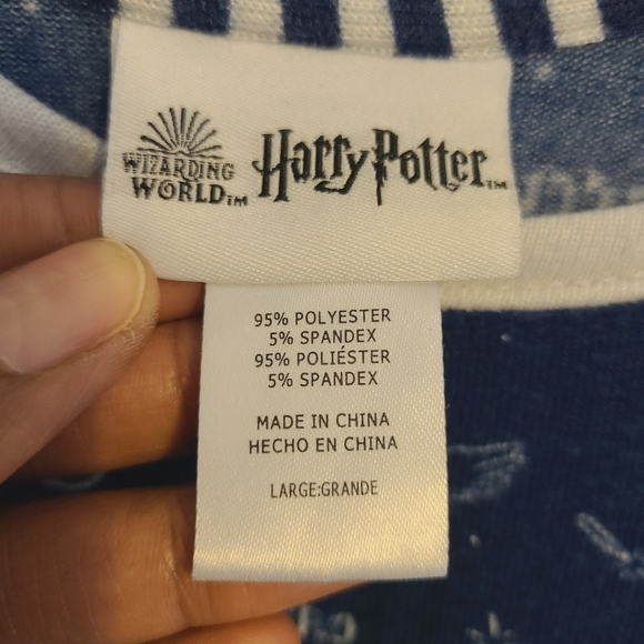 Wizarding World | Women's Harry Potter Sleepwear Pajama Top (Size Large) - Picture 3 of 11